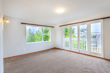 Photo of property in 1/90 Te Atatu Road, Te Atatu South, Auckland, 0610