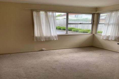 Photo of property in 1/4 Orton Street, Glenfield, Auckland, 0627