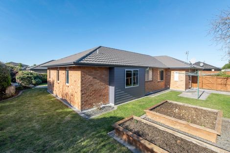 Photo of property in 53 Hamon Place, Pukehangi, Rotorua, 3015
