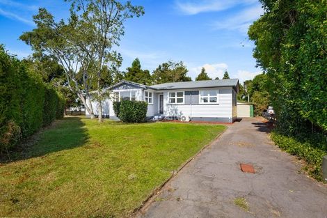Photo of property in 1 Normandy Place, Henderson, Auckland, 0610