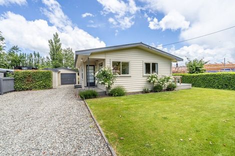 Photo of property in 42 Newburn Street, Waikaia, 9778