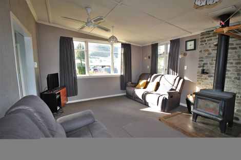 Photo of property in 99 Hazlett Street, Clyde, 9330