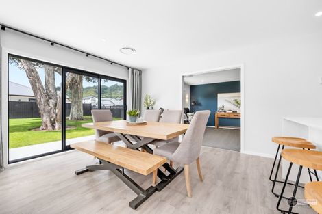 Photo of property in 24 Castletown Street, Wallaceville, Upper Hutt, 5018