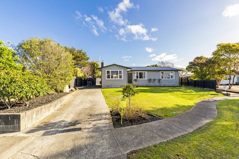 Photo of property in 1 Alma Place, Milson, Palmerston North, 4414