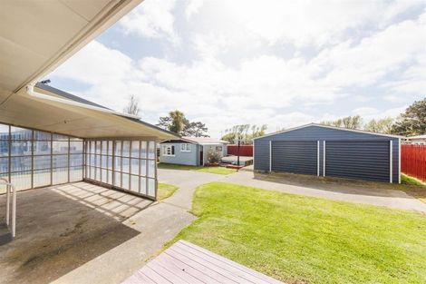 Photo of property in 1938 Parewanui Road, Parewanui, Bulls, 4894