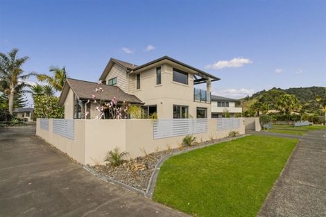 Photo of property in 6 Centennial Drive, Whitianga, 3510