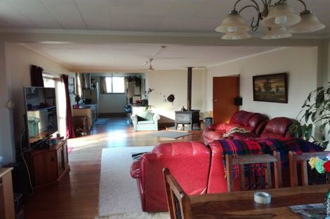 Photo of property in 2268 Ohai Clifden Highway, Orawia, Otautau, 9682