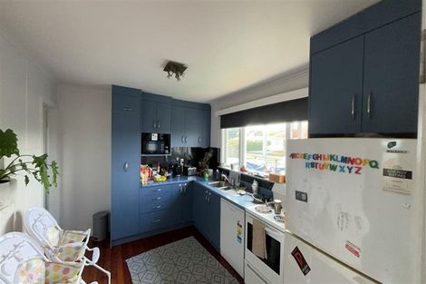 Photo of property in 160 Seaview Road, Westown, New Plymouth, 4310