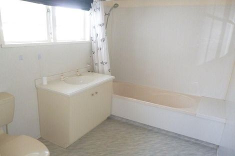 Photo of property in 3/17 Bowling Road, Greenmeadows, Napier, 4112