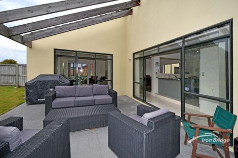 Photo of property in 65 Coolspring Way, Redwood, Christchurch, 8051