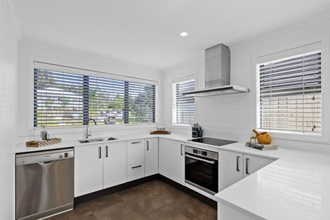 Photo of property in 48 Arabella Lane, Snells Beach, 0920