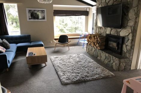 Photo of property in 7b Tiniroa Grove, Silverstream, Upper Hutt, 5019