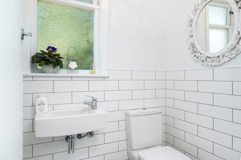 Photo of property in 26a Roslyn Road, Bluff Hill, Napier, 4110