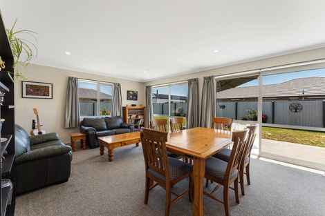 Photo of property in 22 Blair Place, Kaiapoi, 7630