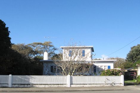 Photo of property in 40 Domain Road, Otaki, 5512