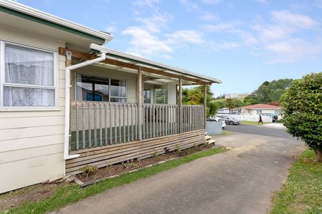 Photo of property in 45 Borich Road, Sunnyvale, Auckland, 0612