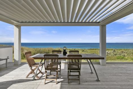 Photo of property in 241b Oceanbeach Road, Mount Maunganui, 3116