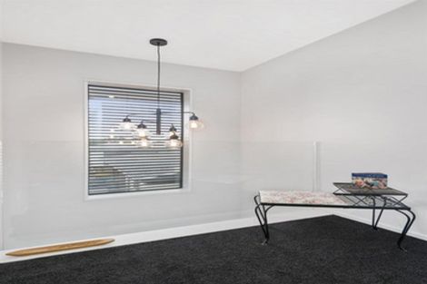 Photo of property in 17 Bellbird Lane, Marshland, Christchurch, 8083