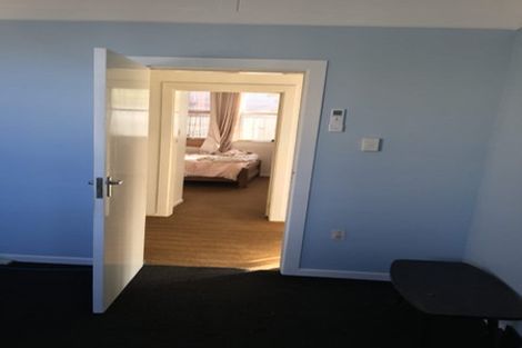 Photo of property in 10 Prince Street, Mount Victoria, Wellington, 6011