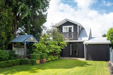 Photo of property in 63 Nelson Crescent, Napier South, Napier, 4110