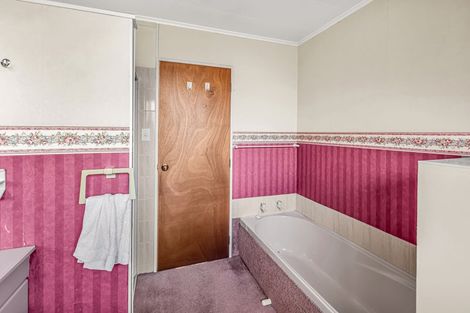 Photo of property in 14 Merlin Place, Gore, 9710