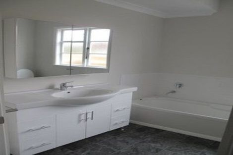 Photo of property in 2 Cornwall Street, Hutt Central, Lower Hutt, 5010