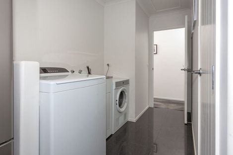 Photo of property in 10 Waitotara Way, Whitianga, 3510