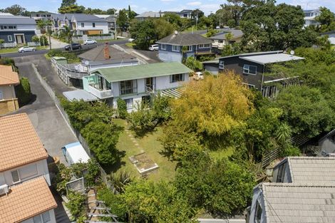 Photo of property in 2/442 Beach Road, Murrays Bay, Auckland, 0630