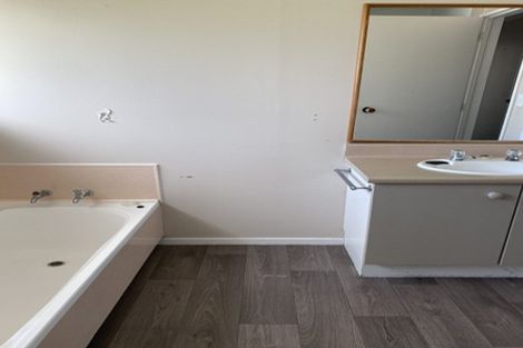 Photo of property in 51 Crawshaw Drive, Nawton, Hamilton, 3200