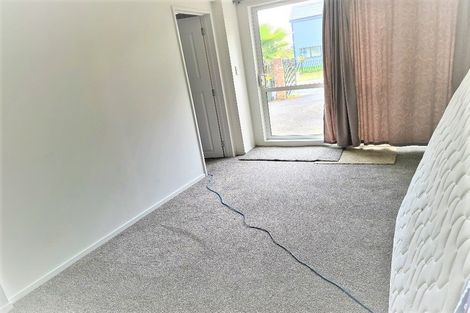 Photo of property in 1 Rosalind Road, Glenfield, Auckland, 0629