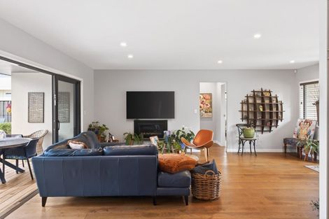 Photo of property in 5 Beach Cove, Wainui, Gisborne, 4010