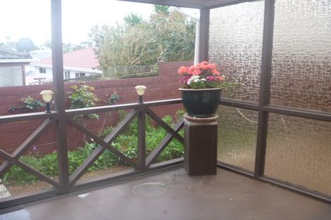 Photo of property in 1/16a Trentham Road, Papakura, 2110