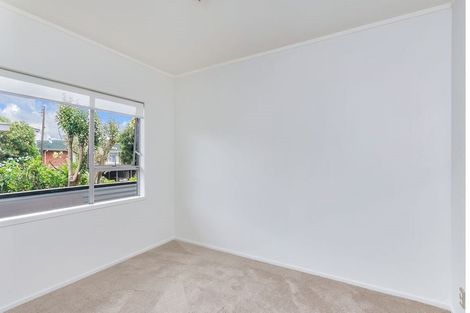 Photo of property in 10/11 Kingsway Avenue, Sandringham, Auckland, 1025