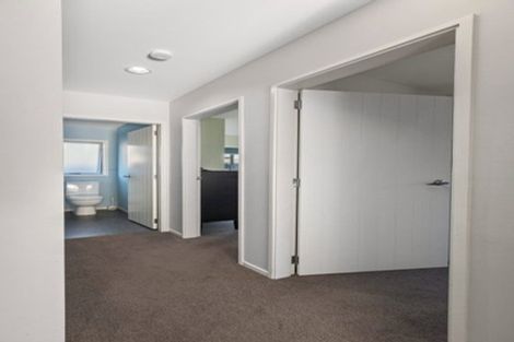 Photo of property in 6 Breaker's Crescent, Waihi Beach, 3611