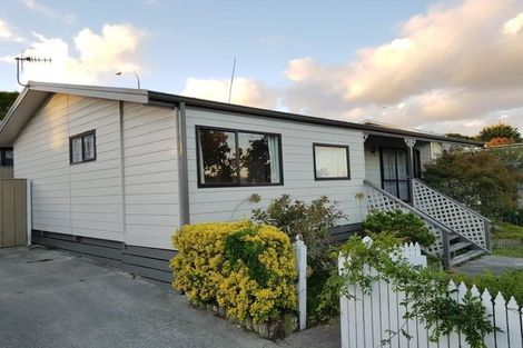 Photo of property in 21a Dahlstrom Grove, Kelvin Grove, Palmerston North, 4414