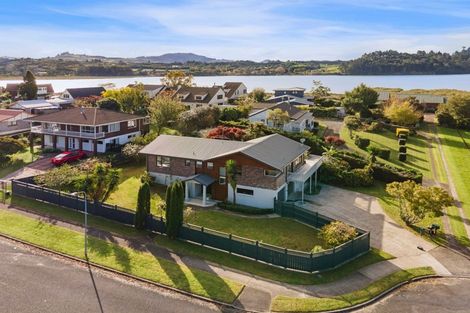 Photo of property in 50 Levley Lane, Katikati, 3129