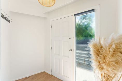 Photo of property in 30 Ruru Street, Waikanae, 5036