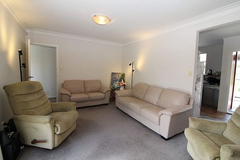 Photo of property in 88 Glendale Road, Glen Eden, Auckland, 0602
