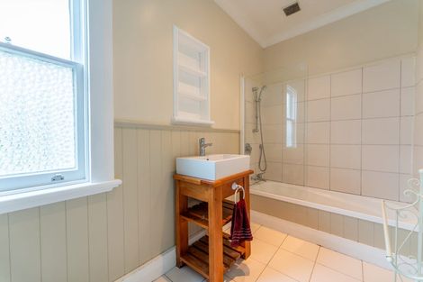 Photo of property in 19 Rhodes Street, Waimate, 7924