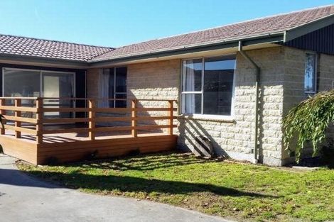 Photo of property in 7 Betula Place, Parklands, Christchurch, 8083