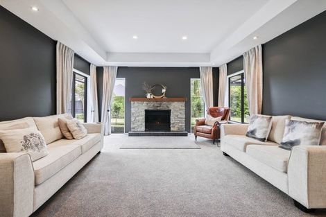 Photo of property in 37 Enverton Drive, Rangiora, 7400