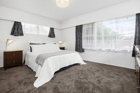 Photo of property in 24 Pooley Street, Pakuranga Heights, Auckland, 2010