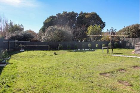 Photo of property in 50 Cambridge Terrace, Kaiti, Gisborne, 4010