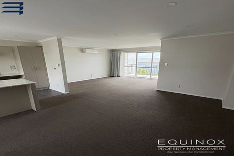 Photo of property in 7 Panakenake Way, Flat Bush, Auckland, 2019