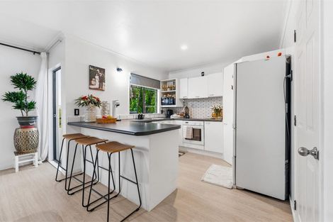 Photo of property in 56 Garton Drive, Massey, Auckland, 0614