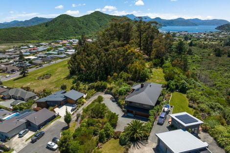 Photo of property in 14 Bell Bird Rise, Picton, 7220