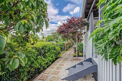 Photo of property in 4 Bacot Place, Howick, Auckland, 2014
