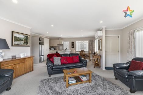 Photo of property in 38 Woodland Mews, Wainuiomata, Lower Hutt, 5014