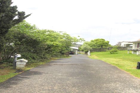 Photo of property in 2/24 Halberg Street, Glenfield, Auckland, 0629