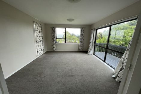 Photo of property in 8 Trinidad Crescent, Grenada Village, Wellington, 6037